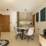 Einik Luxury Apartament Welingrad