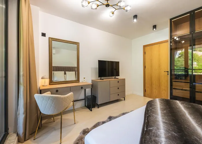 Daire Einik Luxury *